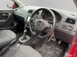 
										Volkswagen Polo Comfortline plus full									