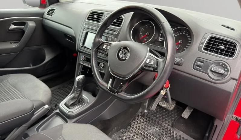 
								Volkswagen Polo Comfortline plus full									